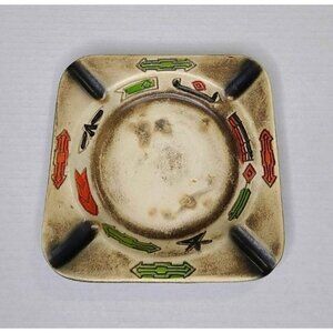 Fairway Brown/Red/Green Arrow Decor Ashtray
